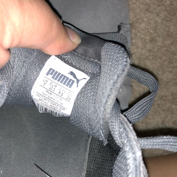 Puma size 9.5 - Picture 4 of 5